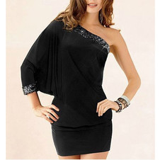 Vestido Negro Un hombro, Escote, Sexi, Ceñido